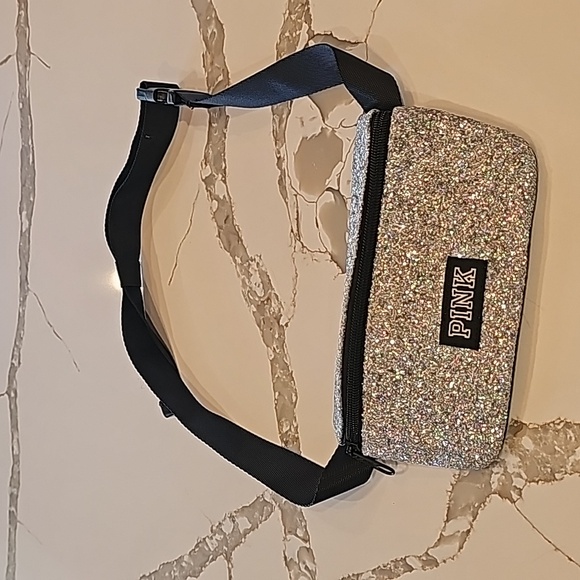 Pink fanny pack - Picture 2 of 4